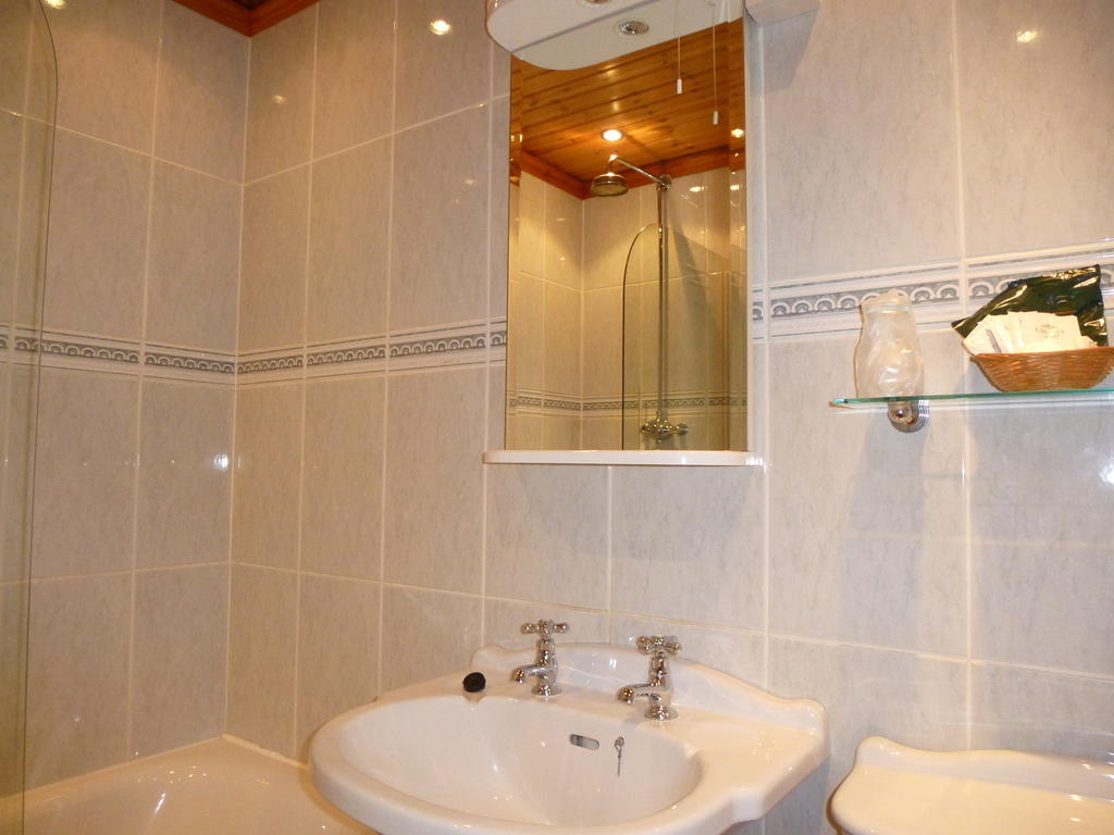 לוקרבי Somerton House Hotel מראה חיצוני תמונה